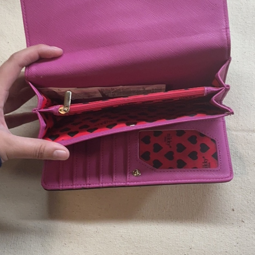 Nikky by Nicole Lee  Wallet with a colorful design - Picture 7 of 10